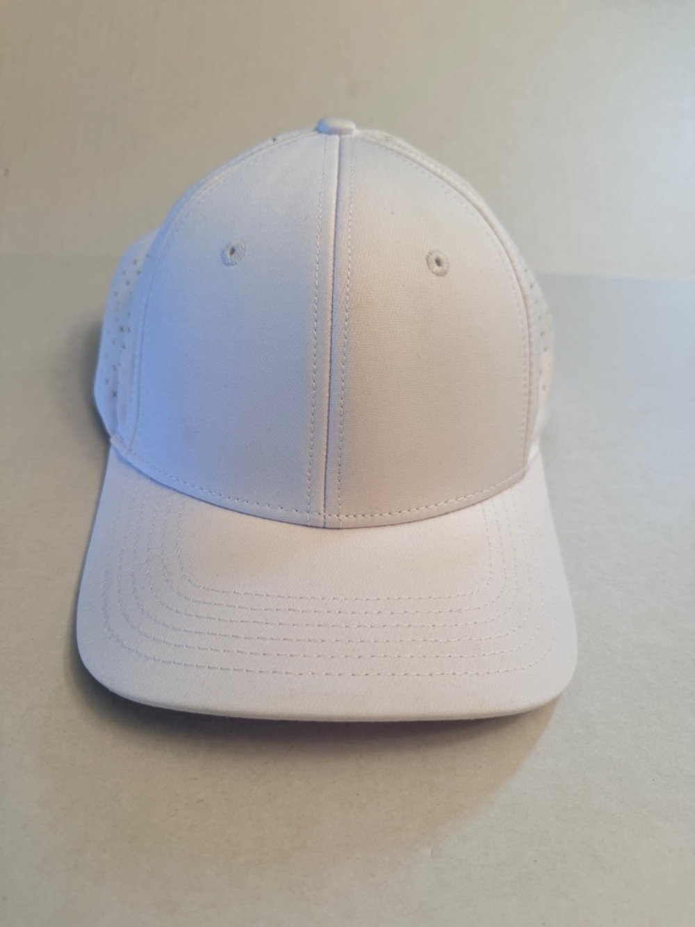 UNRL Mid-Pro Men’s Snapback Cap White Vented Adjustable Blank Front Logo Back